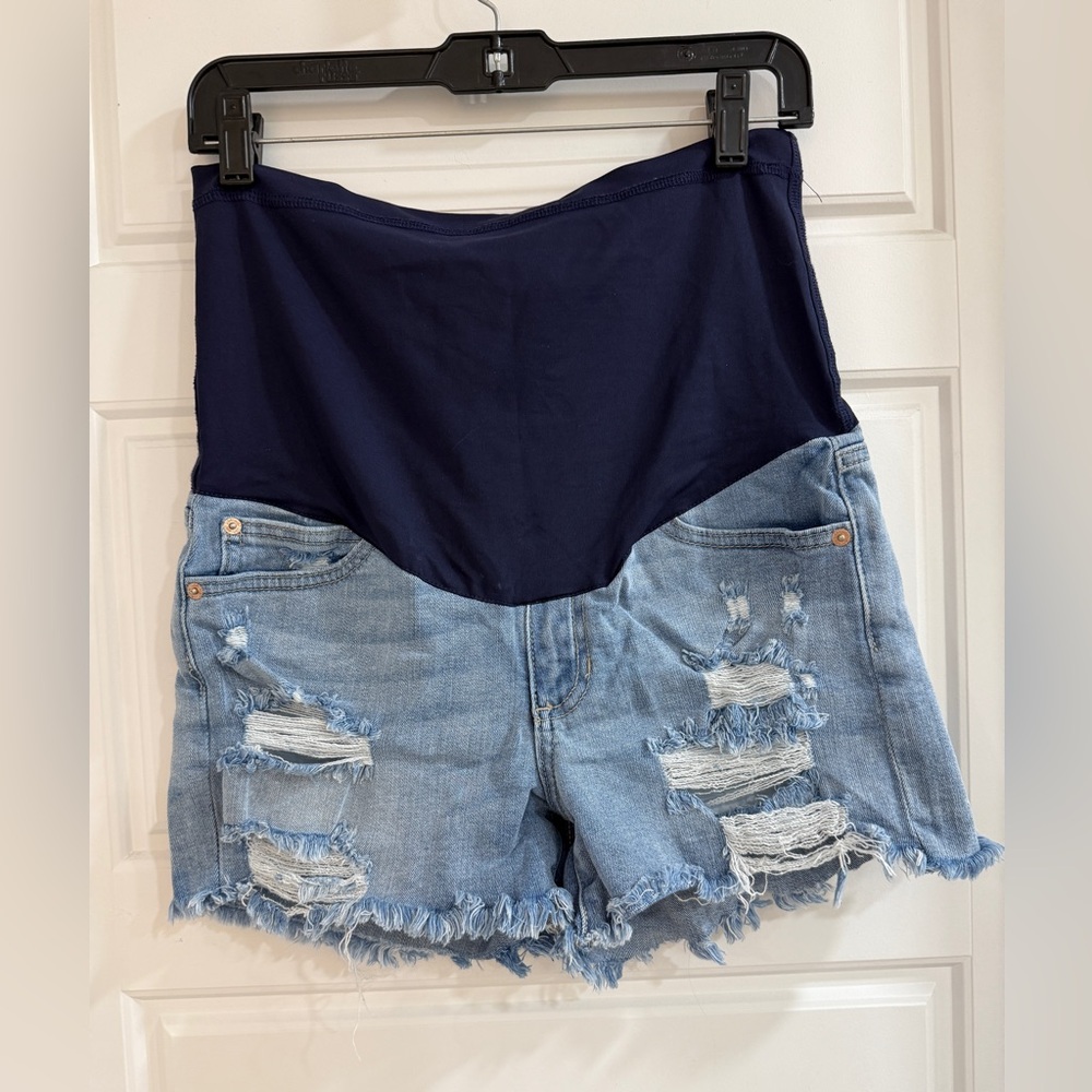 Distressed Denim Maternity Shorts - Picture 2 of 8